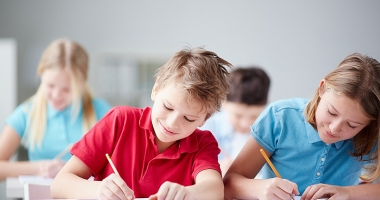 Stire din Cultură-Educație : Notele de la Evaluarea Națională nu se trec în catalog