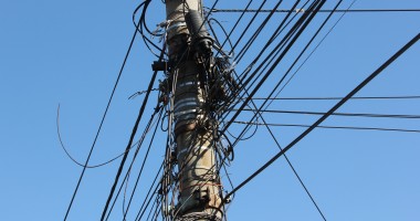 Stire din Social : Lucrări ENEL. Află aici unde se oprește curentul electric, astăzi, la Constanța