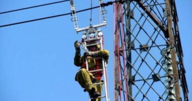 Stire din Social : Lucrări ENEL/ Vezi aici unde se oprește mâine curentul electric
