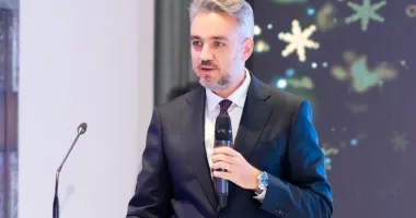 Stire din Economie : George Niculescu (ANRE): „Sunt oferte pentru furnizare de gaze naturale, după 1 aprilie, sub prețul plafonat“