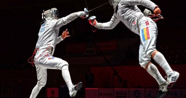 Stire din Sport : En-garde! "Mușchetarii" se duelează la Mondiale