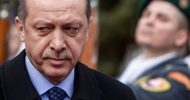 Stire din Actualitate : Erdogan "fumegă". Autoritățile demit generali și amirali, închid zeci de ziare și posturi TV