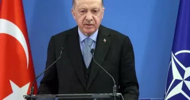 Erdogan mizează pe summitul NATO pentru a-și consolida poziția internațională