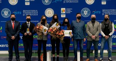 Stire din Sport : „Eroi cu mască 2020”. Premii pentru trei scrimere de excepţie