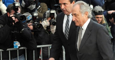 Stire din Actualitate : Escrocheria secolului: Victimele  lui Bernard Madoff ar putea fi despăgubite