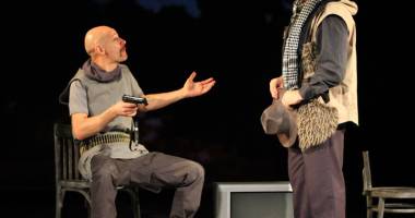 Stire din Cultură-Educație : "Escrocii" și "Șobolanul Rege", pe scena Teatrului de Stat