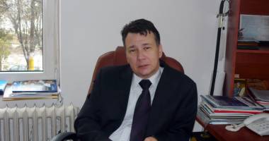 Stire din Eveniment : PRIMARUL DIN TECHIRGHIOL A FOST ARESTAT!