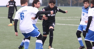 Stire din Sport : Etapă fără înfrângere pentru juniorii Viitorului Constanța