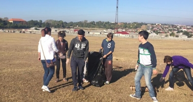 E timpul să arătăm că ne pasă! Acțiune de voluntariat la Medgidia
