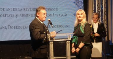 Redactorul șef al ziarului Cuget Liber, Carmen Mocanu, premiat la GALA “ZIUA DOBROGEI”. Iată cine a mai primit premii! - 2