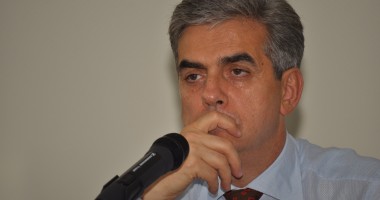 Stire din Sănătate : Guvernul aprobă plata dublă a medicilor în zilele nelucrătoare. Nicolăescu speră în încetarea grevei