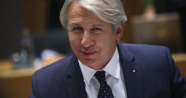 Stire din Politică-Administrație : Teodorovici: Pentru fondurile de pensii e un business foarte profitabil!
