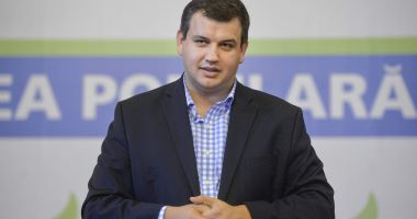 Stire din Politică-Administrație : Eugen Tomac, bilanţ pozitiv după alegerile locale. Ce ţintă a stabilit pentru parlamentare