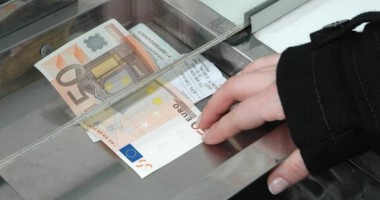 Stire din Economie : EURO, la un nou MAXIM ISTORIC pe piața interbancară