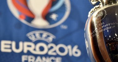 Stire din Sport : EURO 2016 a generat venituri de aproape 2 miliarde de euro pentru UEFA