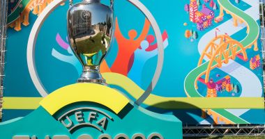 Stire din Sport : 500 de zile până la startul EURO 2020. Tinerii, invitați să se alăture echipei de voluntari