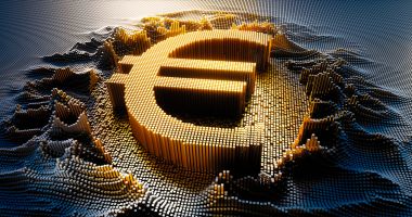 Stire din Economie : Euro atinge la cel mai scăzut nivel din ultimii 2 ani