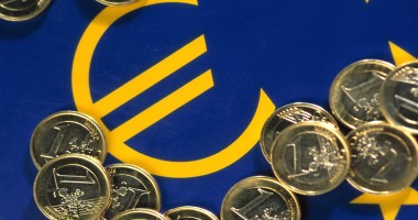 Stire din Economie : Curs BNR: 4,3565 lei/euro