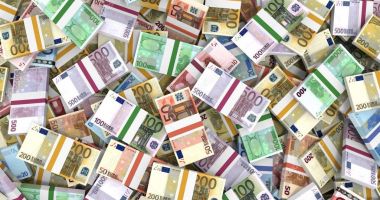 Stire din Economie : Euro declanșează ofensiva pe piețele energetice și de capital