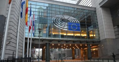 Stire din Eveniment : Parlamentul European ia măsuri pentru a asigura țările UE cu echipamente medicale