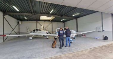 Europol: A fost dezmembrată o reţea de traficanţi de migranţi ce utiliza avioane private