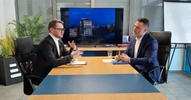 Stire din Actualitate : Curaj, strategie și rezultate: Laurențiu Manta, cofondator Euro Vial Residence, la „Puterea Exemplului”