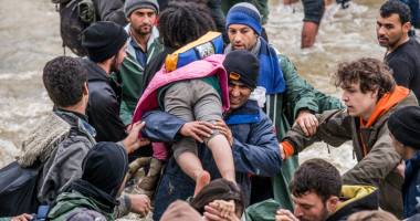 Stire din Actualitate : O nouă tabără cu sute de migranți, evacuată din Paris