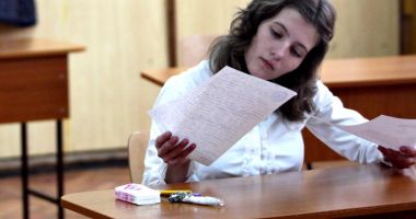 Stire din Cultură-Educație : Ministrul Educației vrea să schimbe Evaluarea Națională pentru elevii de clasa a VIII-a