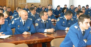 Stire din Eveniment : Evaluarea activității desfășurată de Gruparea de Jandarmi Mobilă în anul 2013