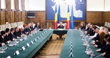 Stire din Politică-Administrație : Începe evaluarea miniștrilor din Cabinetul Dăncilă