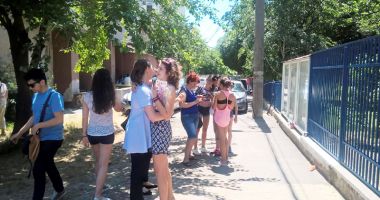 Stire din Cultură-Educație : Începe evaluarea națională la finalul clasei a II-a
