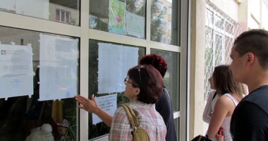 Stire din Cultură-Educație : Jale la Evaluarea națională. O treime din elevii constănțeni sunt sub nota 5