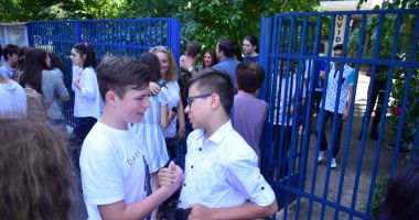 Bucurie mare la Evaluarea Națională! Subiectele la limba română, "prea ușoare!" - 2