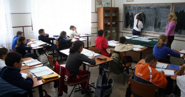 Stire din Cultură-Educație : Iată ce școli constănțene intră în febra evaluărilor
