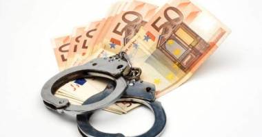 Stire din Eveniment : Iată cine sunt afaceriștii anchetați pentru o evaziune de 800.000 de euro