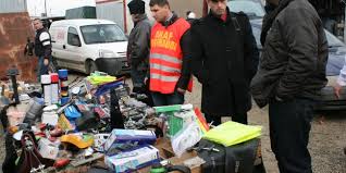Stire din Economie : "Evaziunea fiscală e la fel de periculoasă precum corupția"