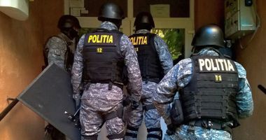 Stire din Eveniment : Evaziune fiscală, spălare de bani și înșelăciuni, la trei societăți comerciale din Constanța