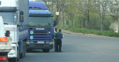 Stire din Eveniment : Evaziune fiscală și contrabandă, pe șoselele din Constanța