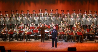 Stire din Cultură-Educație : Eveniment cultural  de excepție, pe scena Casei de Cultură