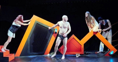 Piesa lui Matei Vișniec se joacă la Teatrul de Stat Constanța. Istoria comunismului, povestită pentru 
