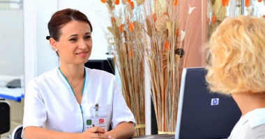 Stire din Sănătate : Întâmpină  sărbătorile pascale  cu Iowemed Alderma!