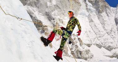 Cutremur în Nepal / Unul dintre directorii Google, printre victimele din Everest - 2