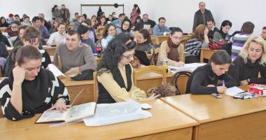 Peste 5.700 de tineri dau concursul de Rezidențiat