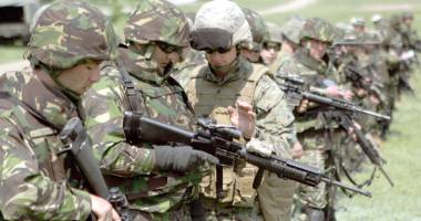 Stire din Eveniment : Exercițiu aerian româno-canadian, la Mihail Kogălniceanu