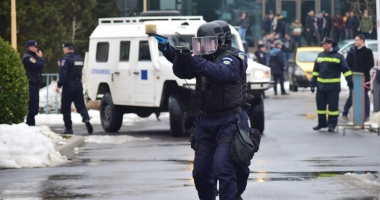 Procuror constănțean, luat ostatic pe acoperișul Parchetului! Trupele antitero au intervenit cu succes - 6
