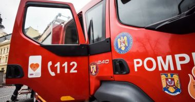 Incendiu puternic în Năvodari. ARDE O CASĂ!