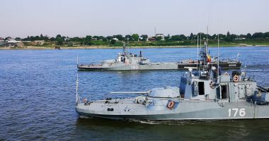 Exercițiu militar pe Dunăre, cu două monitoare și o vedetă blindată - 2