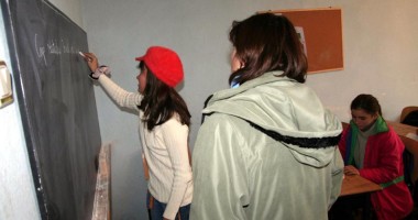 Stire din Cultură-Educație : ISJ aruncă bomba: Avem profesori cu probleme psihice