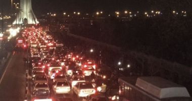 Stire din Actualitate : Sute de persoane, inclusiv români, fug din Iran în Azerbaidjan şi Armenia