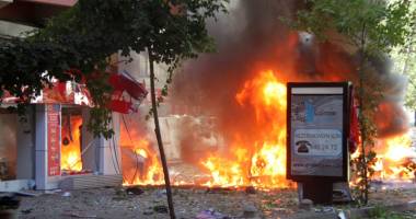 Stire din Actualitate : Explozie cu semne de întrebare. Doi morți